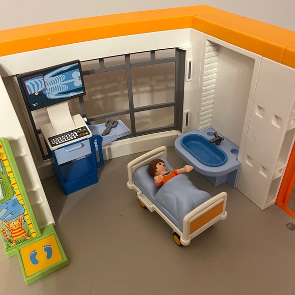 Play mobile hospital set - Picture 5 of 8